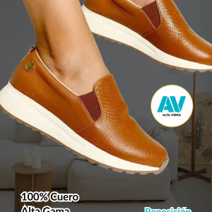 Zapatos Slip-on Marrones de Cuero | Alta Vibra